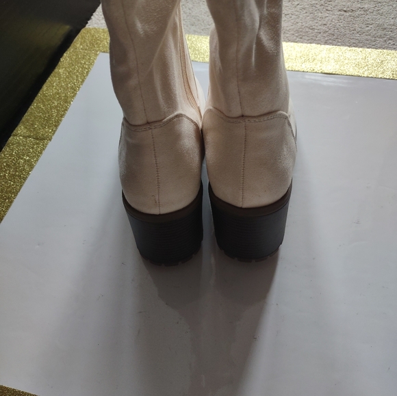 ZBY women's boots size 8us - Picture 3 of 7